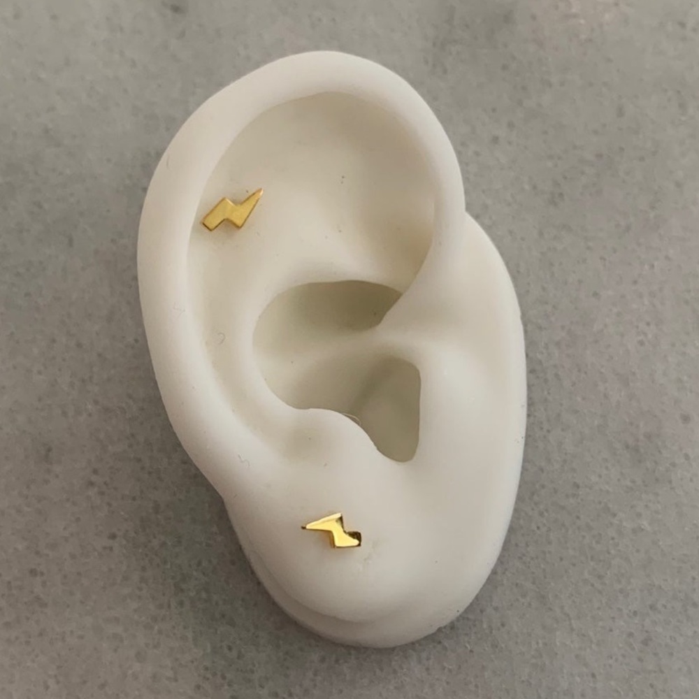 8K Gold Lightning Bolt Stud Earrings Brand New
